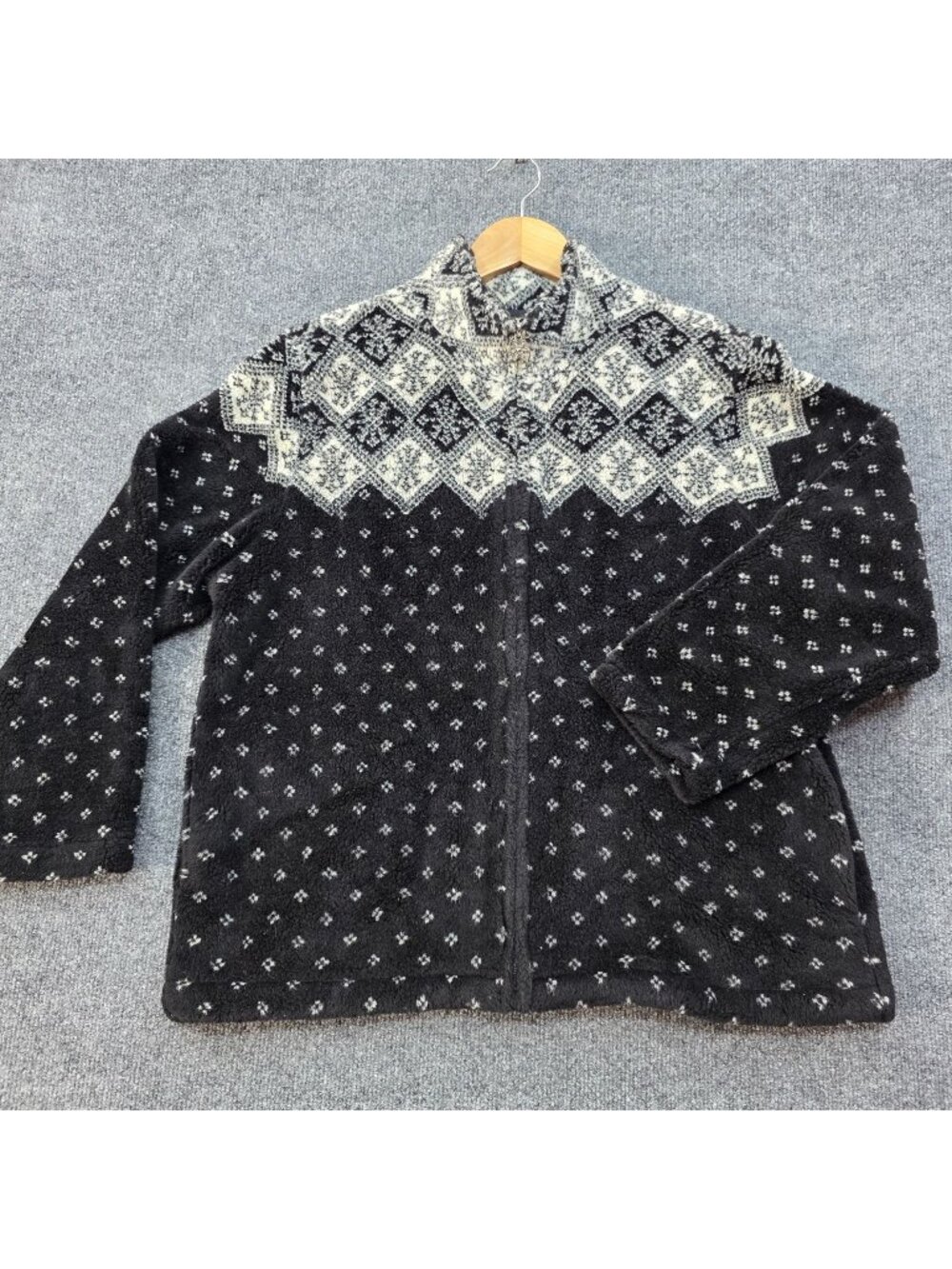 Talbots Petites Fair Isle Sherpa Fleece Jacket L Black White Snowflake Nordic
